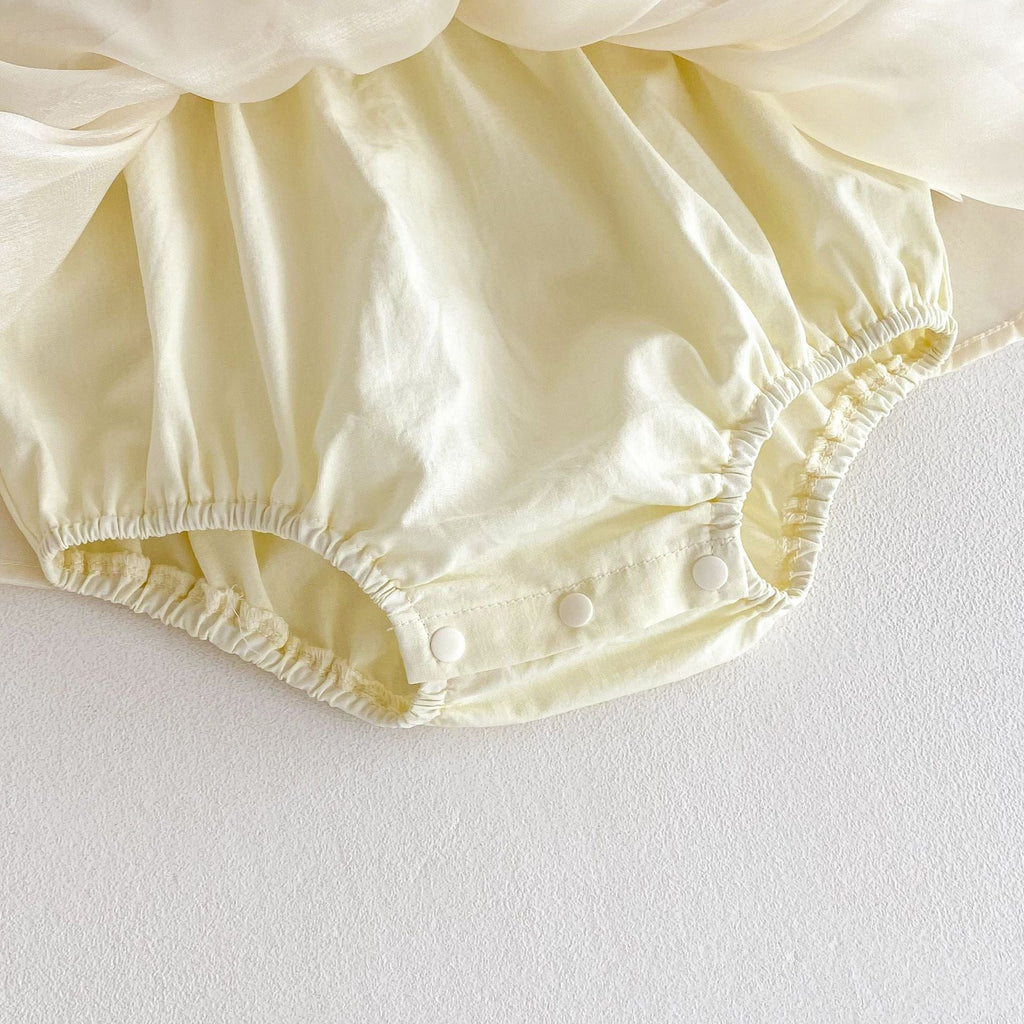 Summer Arrival Baby Girls Cute Sleeveless Butterfly-bow Decorated Dress Design Strap Onesies